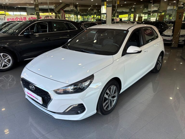 HYUNDAI · i30 · DIESEL · 2019 · 155.000 km