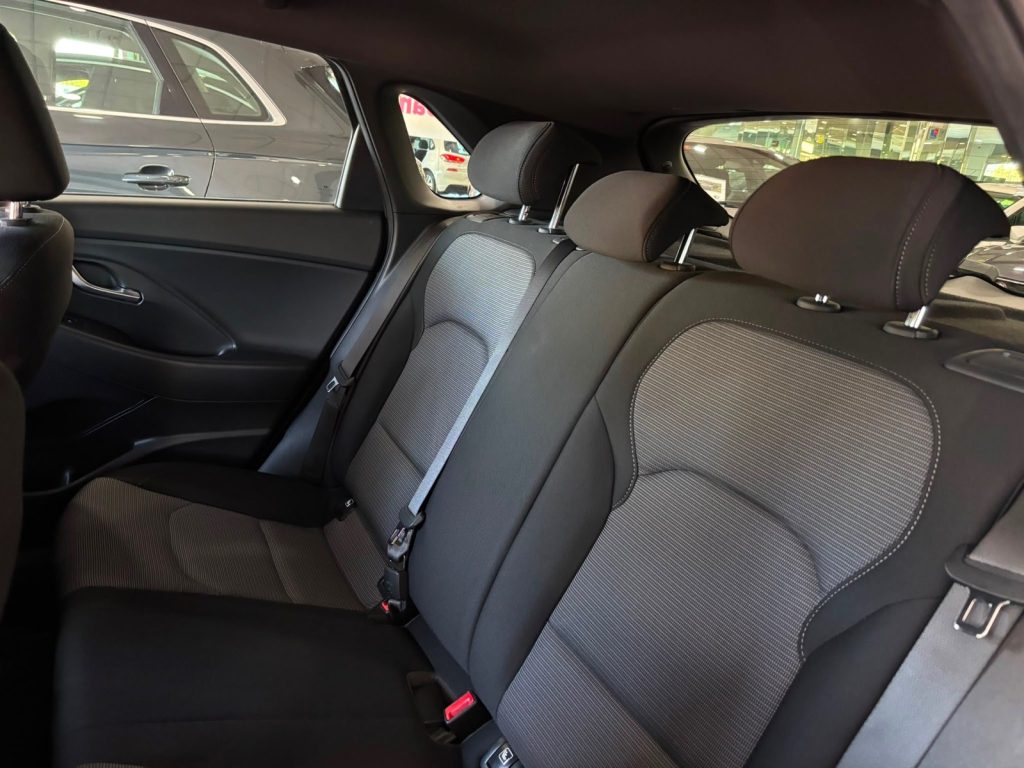HYUNDAI · i30 · DIESEL · 2019 · 155.000 km