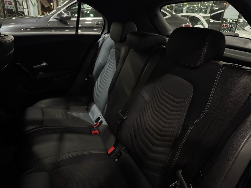 MERCEDES_BENZ · Clase A · DIESEL · 2020 · 114.000 km
