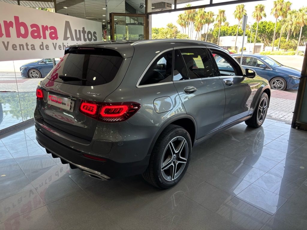 MERCEDES_BENZ · Clase GLC · PLUG_IN_HYBRID · 2021 · 124.000 km