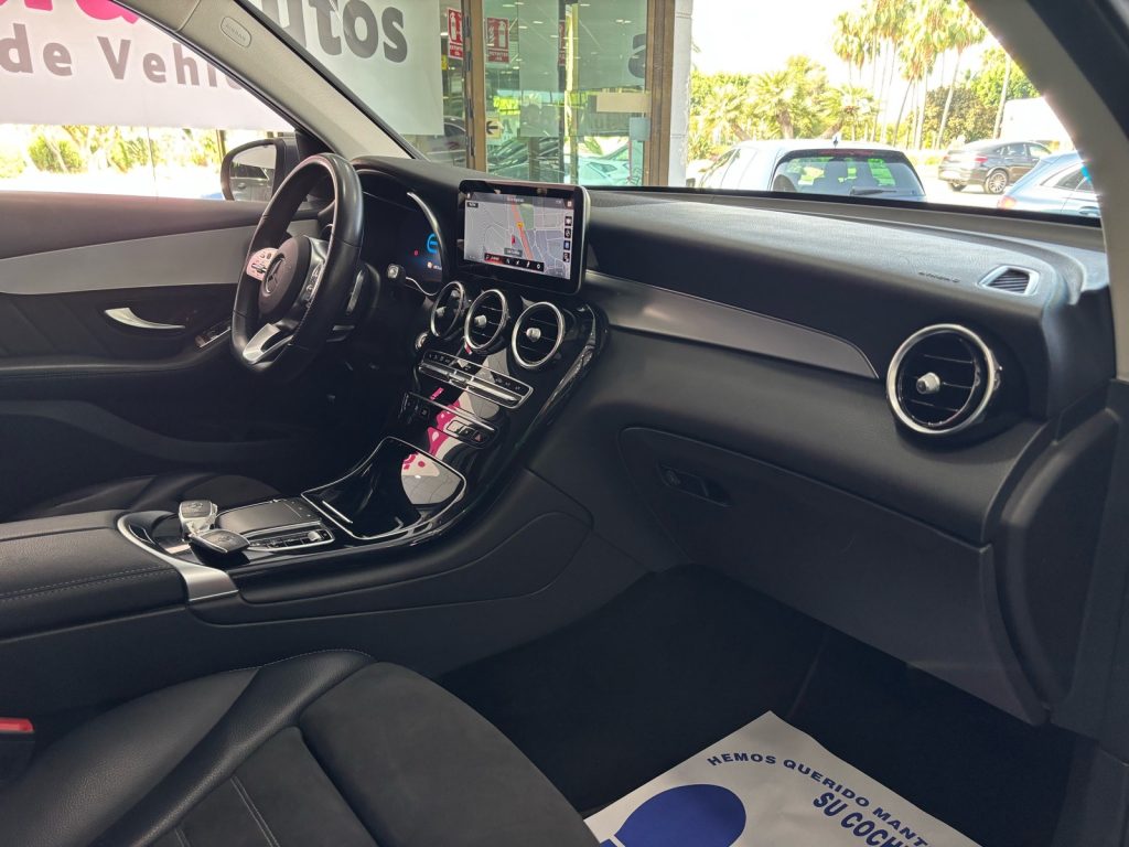 MERCEDES_BENZ · Clase GLC · PLUG_IN_HYBRID · 2021 · 124.000 km